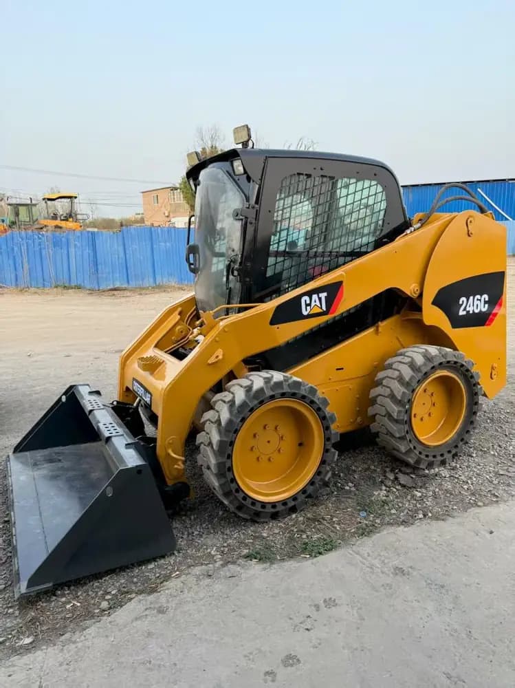 CAT 246C