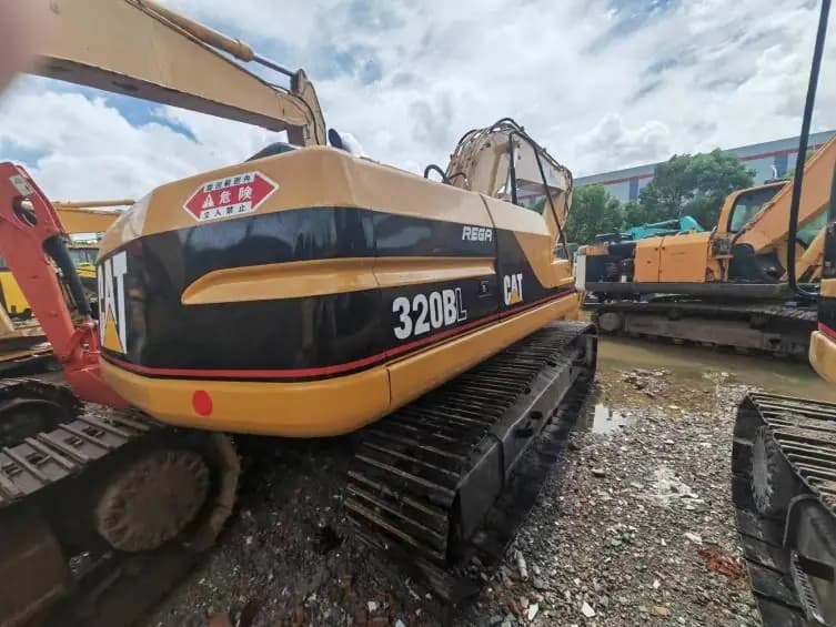 CAT 320BL